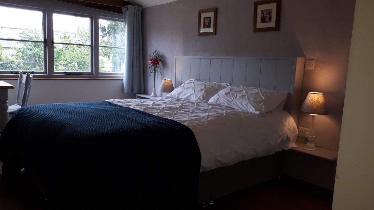 Ashton KeynesThe Byre North End Farm住宿加早餐旅馆 外观 照片